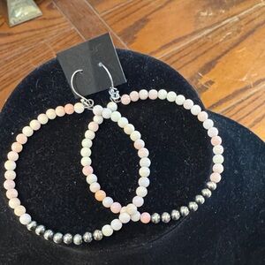 NWT Navajo Inspired Pink Conch Shell and Desert Pearl Hoop Earrings